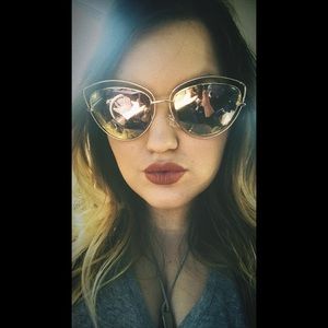 Meet your Posher, Miranda